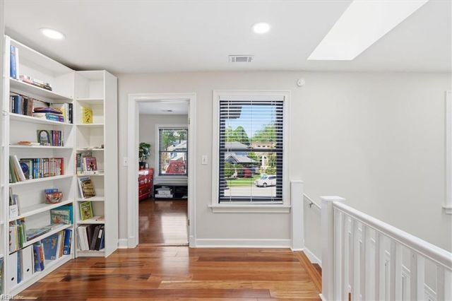 1225 Birdneck Lake DR, Virginia Beach, VA 23451