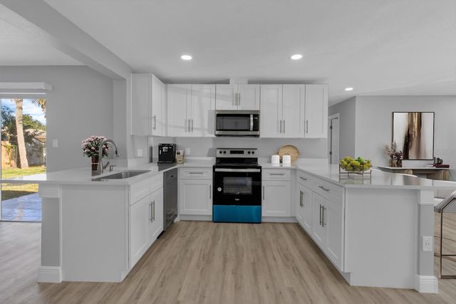 140 JUAREZ DRIVE, Kissimmee, FL 34743