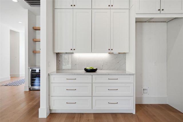 1918 Spillers Lane, Houston, TX 77043