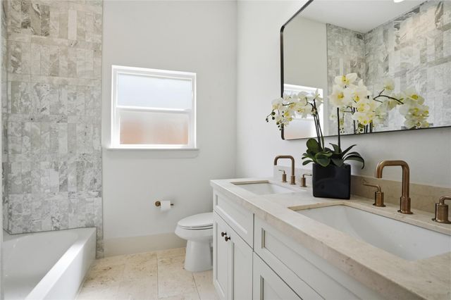 1918 Spillers Lane, Houston, TX 77043