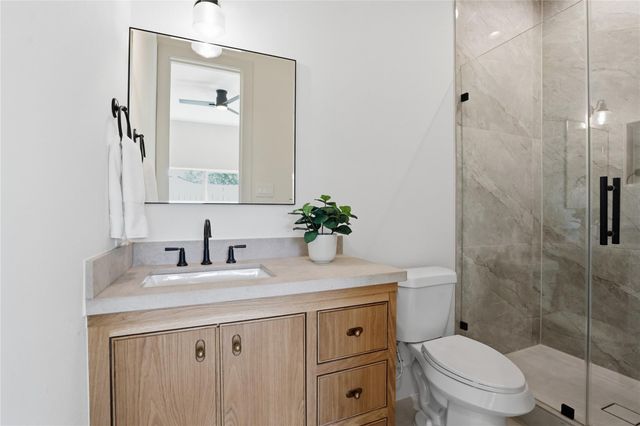 1918 Spillers Lane, Houston, TX 77043