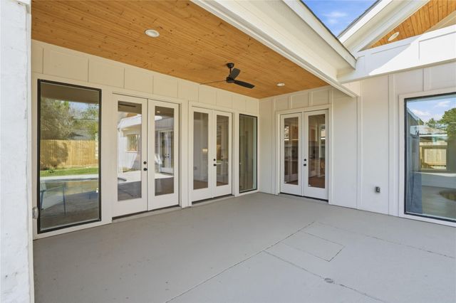 1918 Spillers Lane, Houston, TX 77043