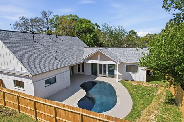 1918 Spillers Lane, Houston, TX 77043