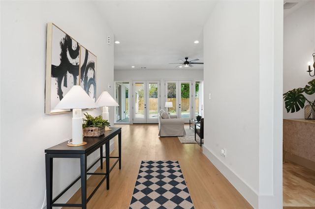 1918 Spillers Lane, Houston, TX 77043