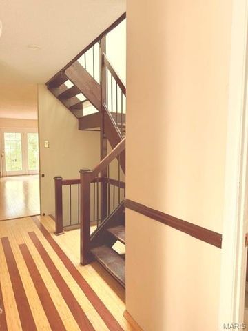 2038 Falling Brook Drive, Maryland Heights, MO 63043