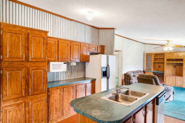6358 Hoods Branch Rd, Springfield, TN 37172
