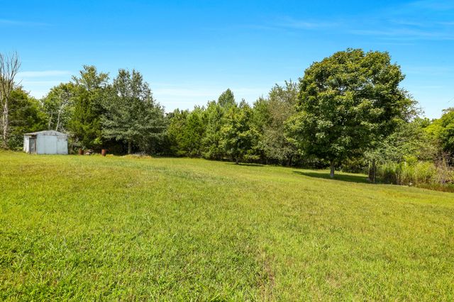 6358 Hoods Branch Rd, Springfield, TN 37172