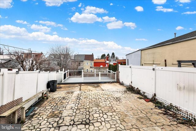 645 LANCASTER AVE, Reading, PA 19611