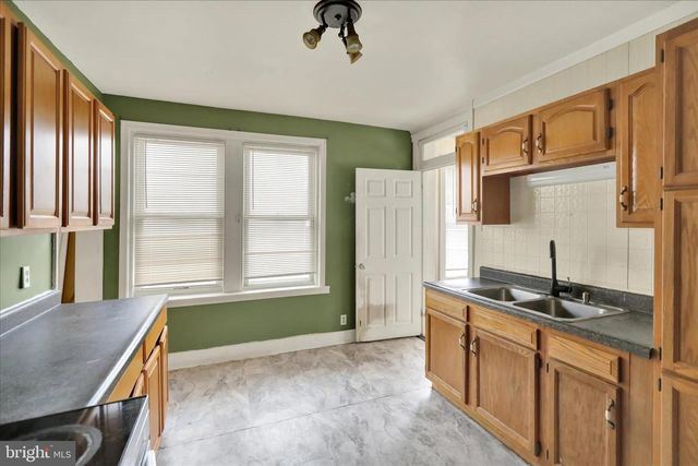 645 LANCASTER AVE, Reading, PA 19611