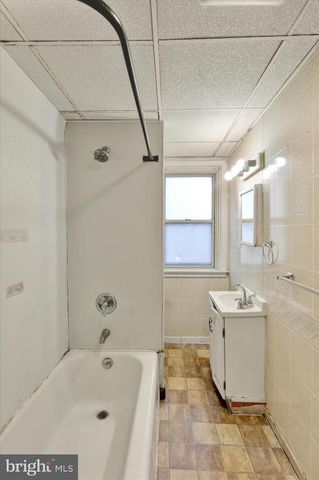 645 LANCASTER AVE, Reading, PA 19611