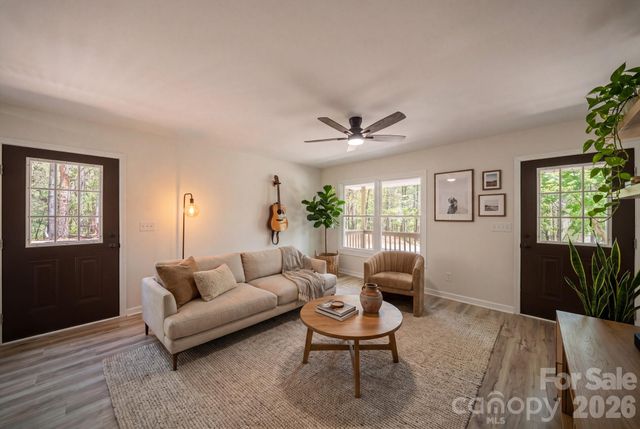 1263 See Off Mountain Road, Brevard, NC 28712