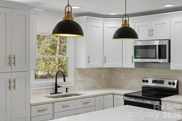 1263 See Off Mountain Road, Brevard, NC 28712