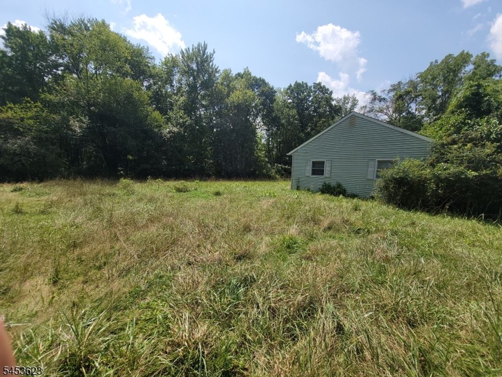 547 Kemah Lake Rd, Frankford Twp., NJ 07826 — photo 5