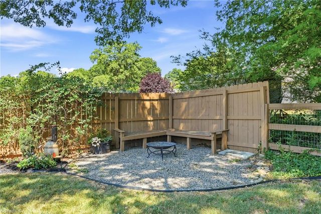 2758 Martin Street, Walkertown, NC 27051