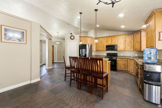 11178 S VIA BONITO DR, South Jordan, UT 84095