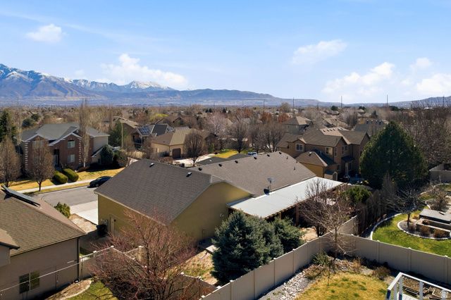 11178 S VIA BONITO DR, South Jordan, UT 84095