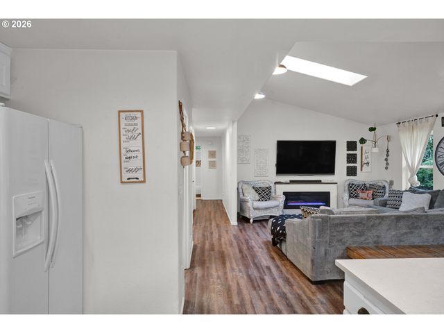 1265 LAUREL St, Florence, OR 97439