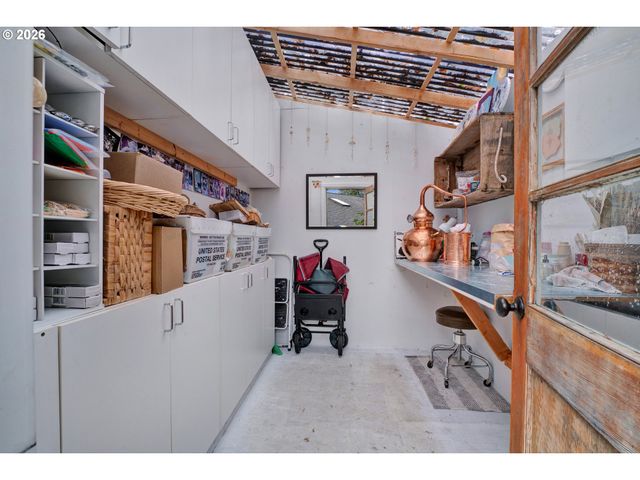 1265 LAUREL St, Florence, OR 97439