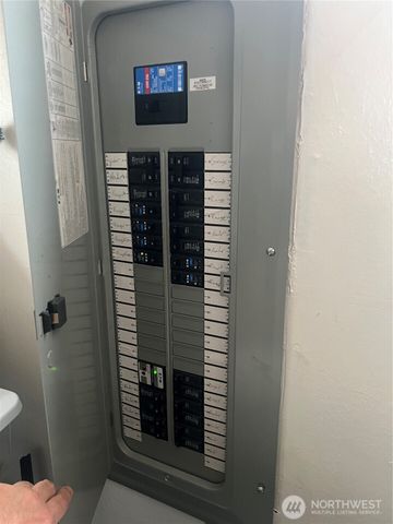 321 W Loop Drive, Moses Lake, WA 98837