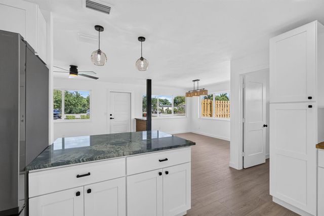 665 W 7th Street, Riviera Beach, FL 33404