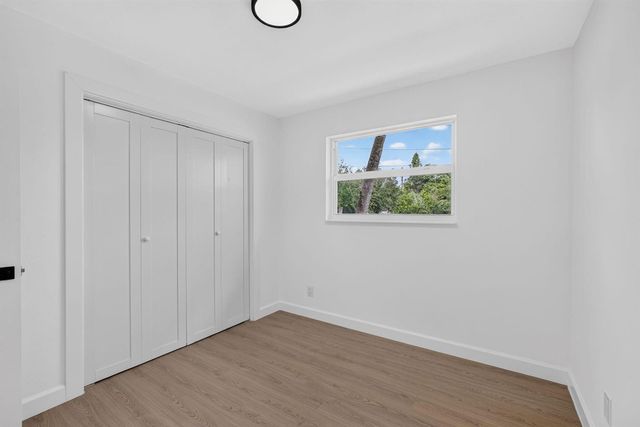 665 W 7th Street, Riviera Beach, FL 33404