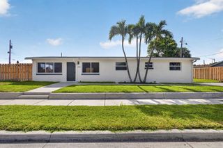 665 W 7th Street, Riviera Beach, FL 33404