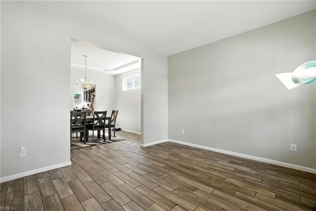 4150 River Breeze CIR, Chesapeake, VA 23321