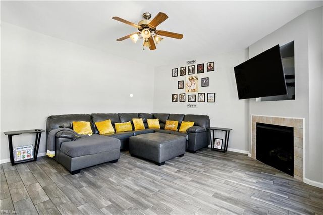 4150 River Breeze CIR, Chesapeake, VA 23321