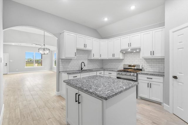 5014 E E Meadow Drive, Deer Park, TX 77536