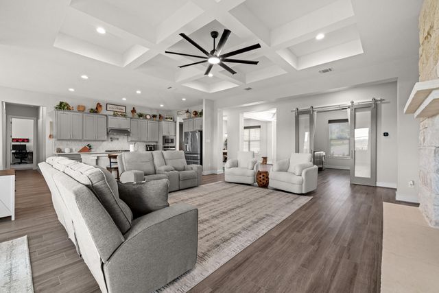 65 Sierra Mosca TRL, Liberty Hill, TX 78642