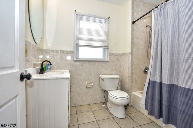 111 Teaneck Rd, Teaneck Twp., NJ 07666