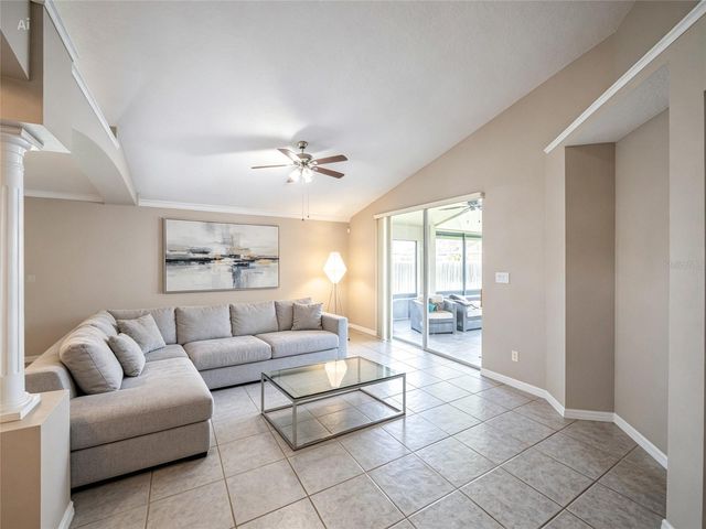 2843 STRAND CIRCLE, Oviedo, FL 32765