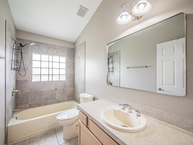 2843 STRAND CIRCLE, Oviedo, FL 32765