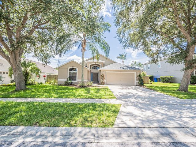 2843 STRAND CIRCLE, Oviedo, FL 32765