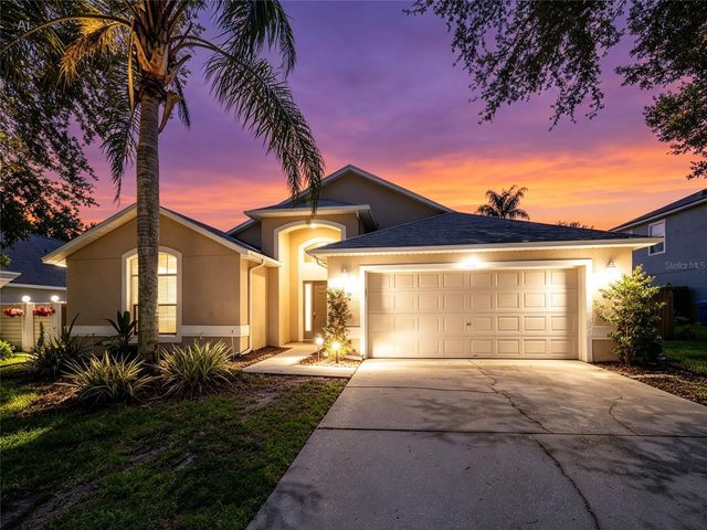 2843 STRAND CIRCLE, Oviedo, FL 32765