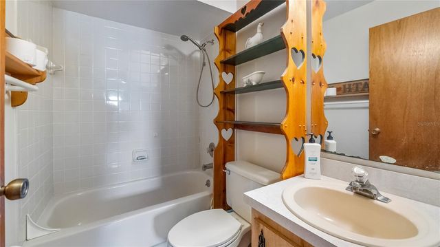 416 5TH STREET, Clermont, FL 34711