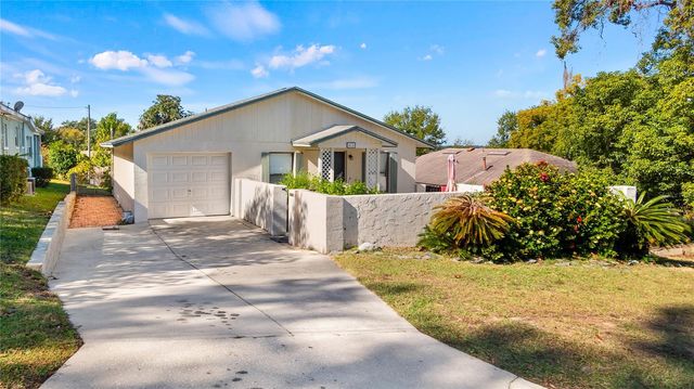 416 5TH STREET, Clermont, FL 34711