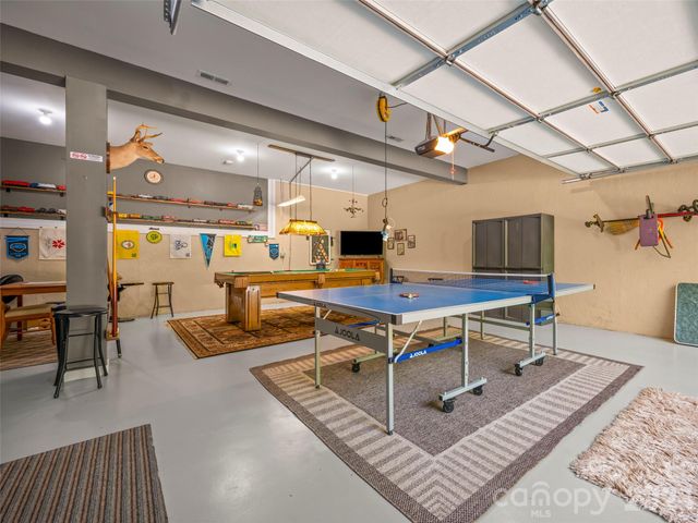 117 Eagles Crest Way, Lake Lure, NC 28746