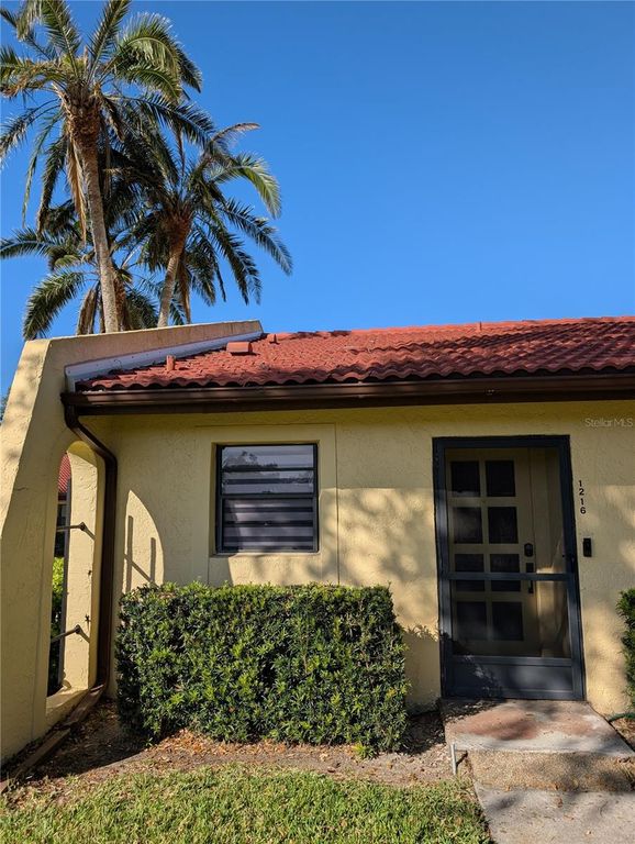 1216 58TH STREET W, Bradenton, FL 34209