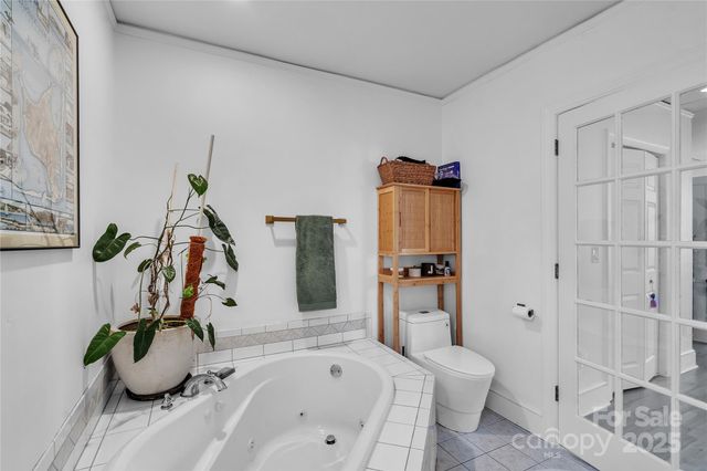 35 Wilcox Road, Tryon, NC 28782