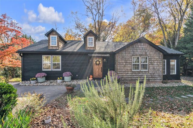 35 Wilcox Road, Tryon, NC 28782