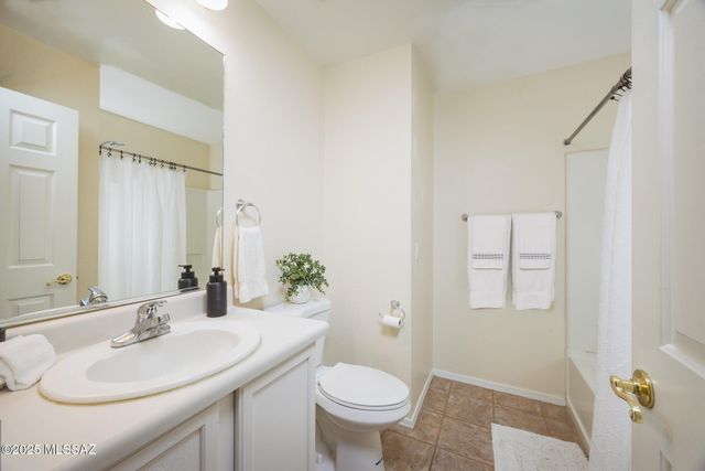 12906 N Yellow Orchid Drive W, Oro Valley, AZ 85755