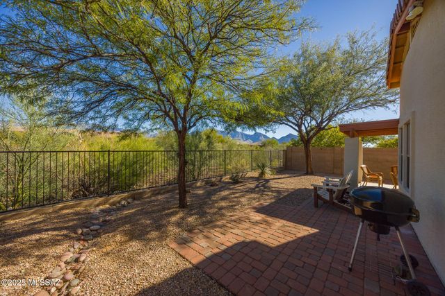 12906 N Yellow Orchid Drive W, Oro Valley, AZ 85755