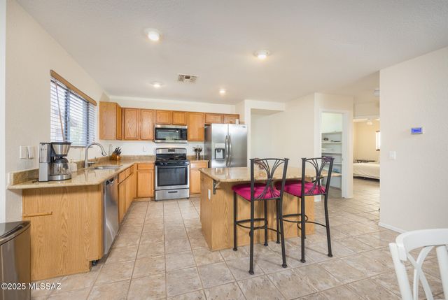 12906 N Yellow Orchid Drive W, Oro Valley, AZ 85755
