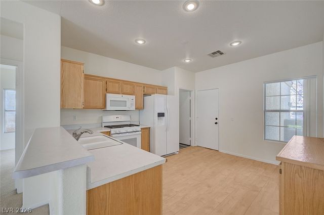 10009 Long Cattle Avenue, Las Vegas, NV 89117