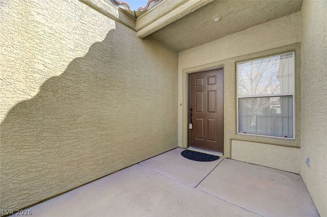 10009 Long Cattle Avenue, Las Vegas, NV 89117