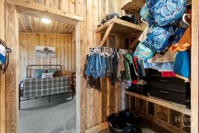 284 Snow Farm Road, Hull, GA 30646