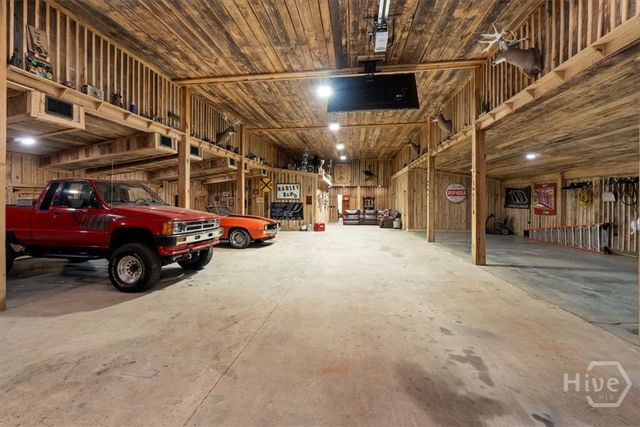 284 Snow Farm Road, Hull, GA 30646