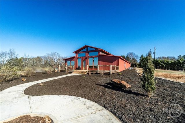 284 Snow Farm Road, Hull, GA 30646