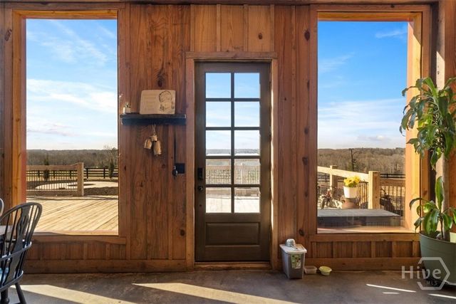 284 Snow Farm Road, Hull, GA 30646